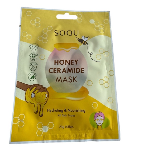 Estée Lauder Makeup Bag Bundle - Picture 3 of 6